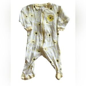 Tuffy Yellow and Black Daisy Footie One Piece Zip Sleeper | 3m